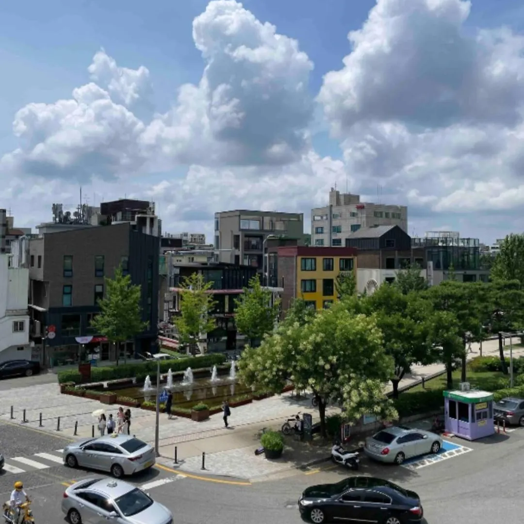 3Min From Metro - Lodging With Roof Terrace - Convenient Transport - Cvs Downstairs - Hot Places Nearby Hostel Seoul