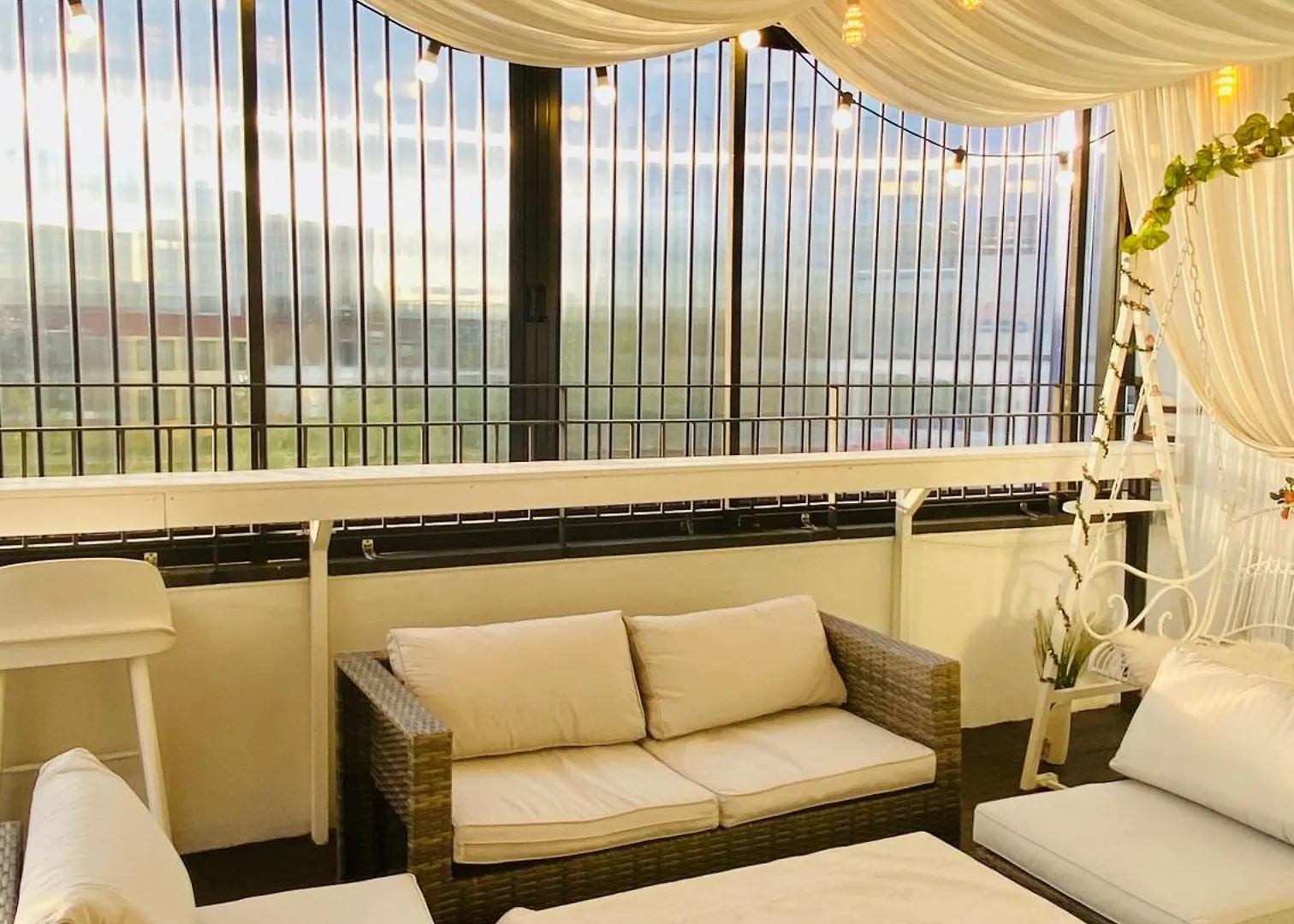 3Min From Metro - Lodging With Roof Terrace - Convenient Transport - Cvs Downstairs - Hot Places Nearby Hostel Seoul