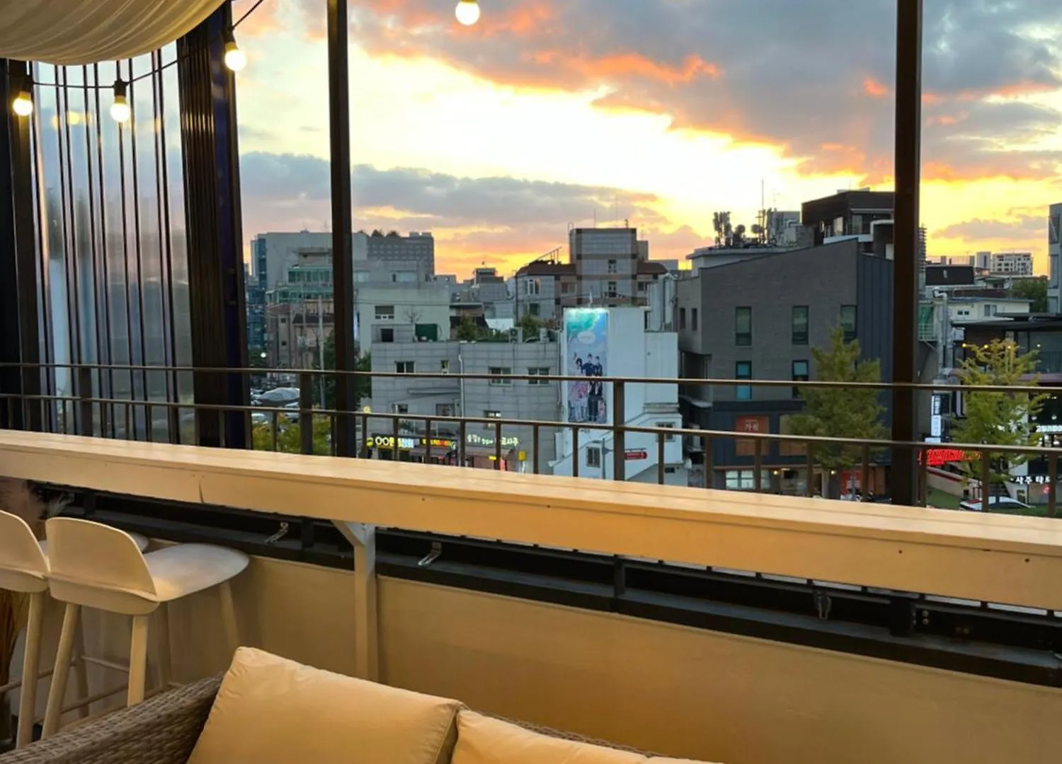 3Min From Metro - Lodging With Roof Terrace - Convenient Transport - Cvs Downstairs - Hot Places Nearby Hostel Seoul
