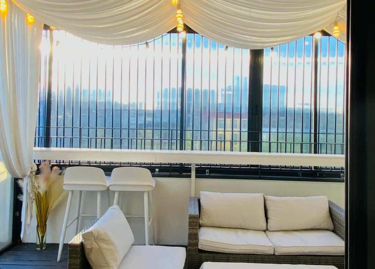 3Min From Metro - Lodging With Roof Terrace - Convenient Transport - Cvs Downstairs - Hot Places Nearby Hostel Seoul