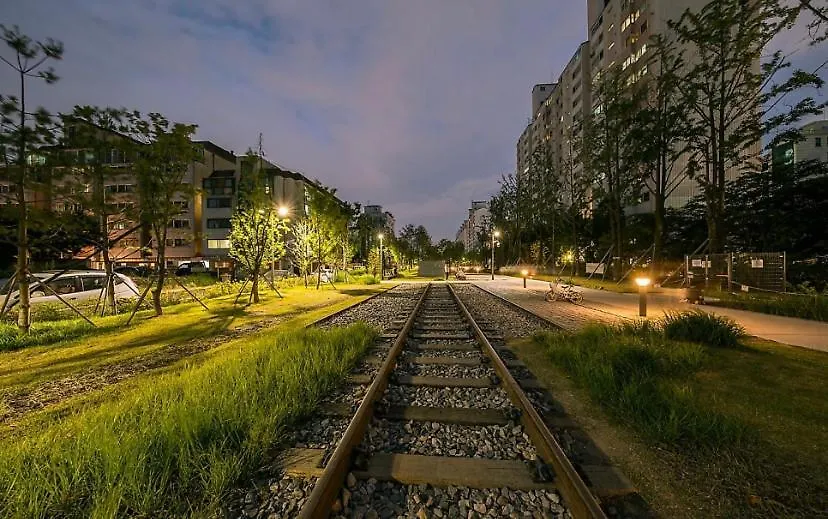 3Min From Metro - Lodging With Roof Terrace - Convenient Transport - Cvs Downstairs - Hot Places Nearby Hostel Seoul 0*,